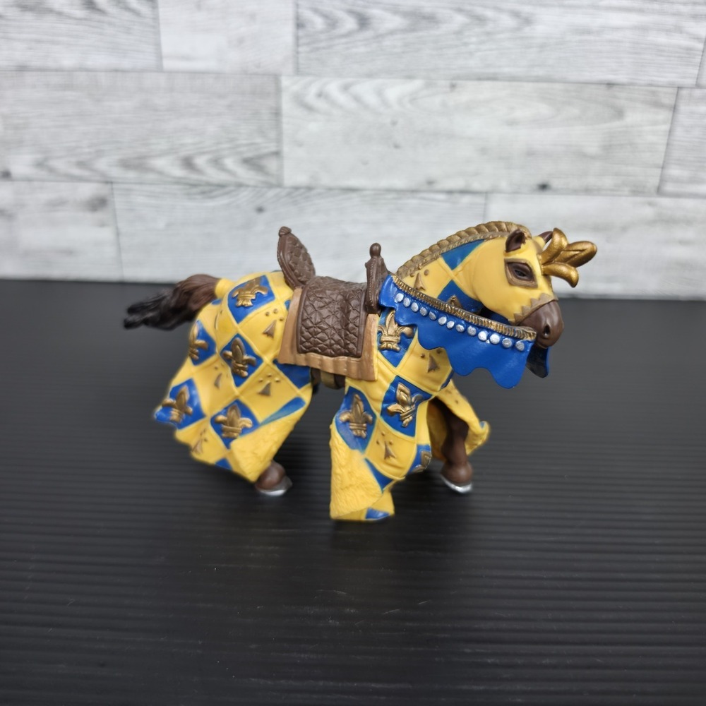 Papo Medieval Knights Brown‎ Horse 6" Action Figure Yellow & Blue